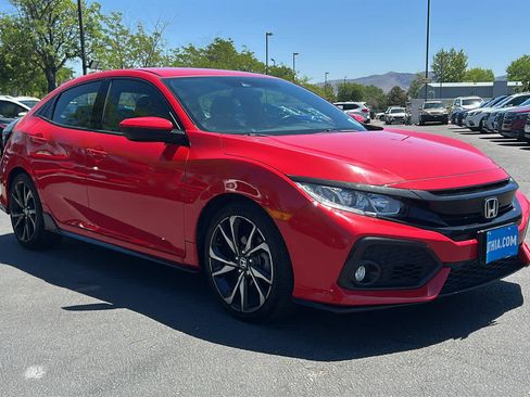 Used 2019 Honda Civic Sport image 3