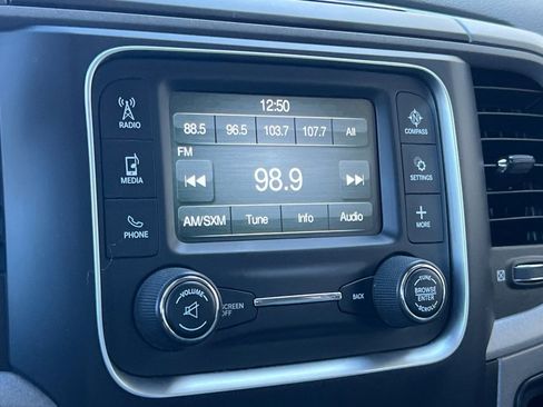 Used 2015 RAM 2500 Tradesman w/ Chrome Appearance Group image 17