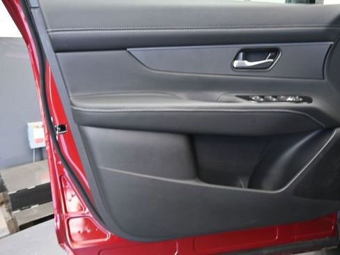 Used 2025 Nissan Murano SV AWD/4WD image 22