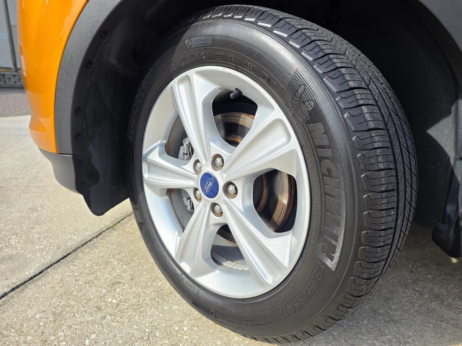Used 2016 Ford Escape SE w/ Equipment Group 201A FWD image 19