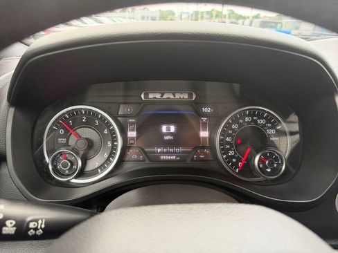 Used 2022 RAM 1500 Big Horn AWD/4WD image 20