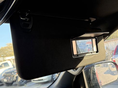 Used 2023 Jeep Wagoneer L Series II image 26