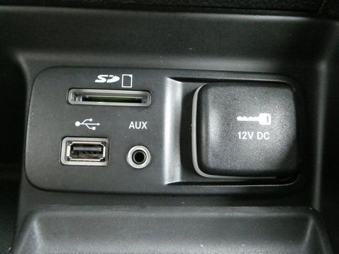 Used 2017 Jeep Cherokee Latitude w/ Safety/Convenience Group image 24