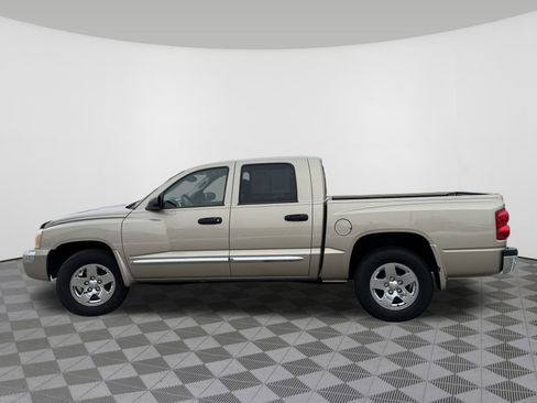 Used 2005 Dodge Dakota Laramie image 15