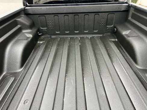 Certified 2023 Jeep Gladiator Overland image 31