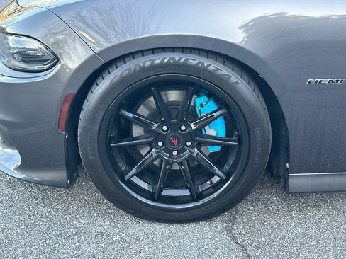Used 2019 Dodge Charger R/T image 11