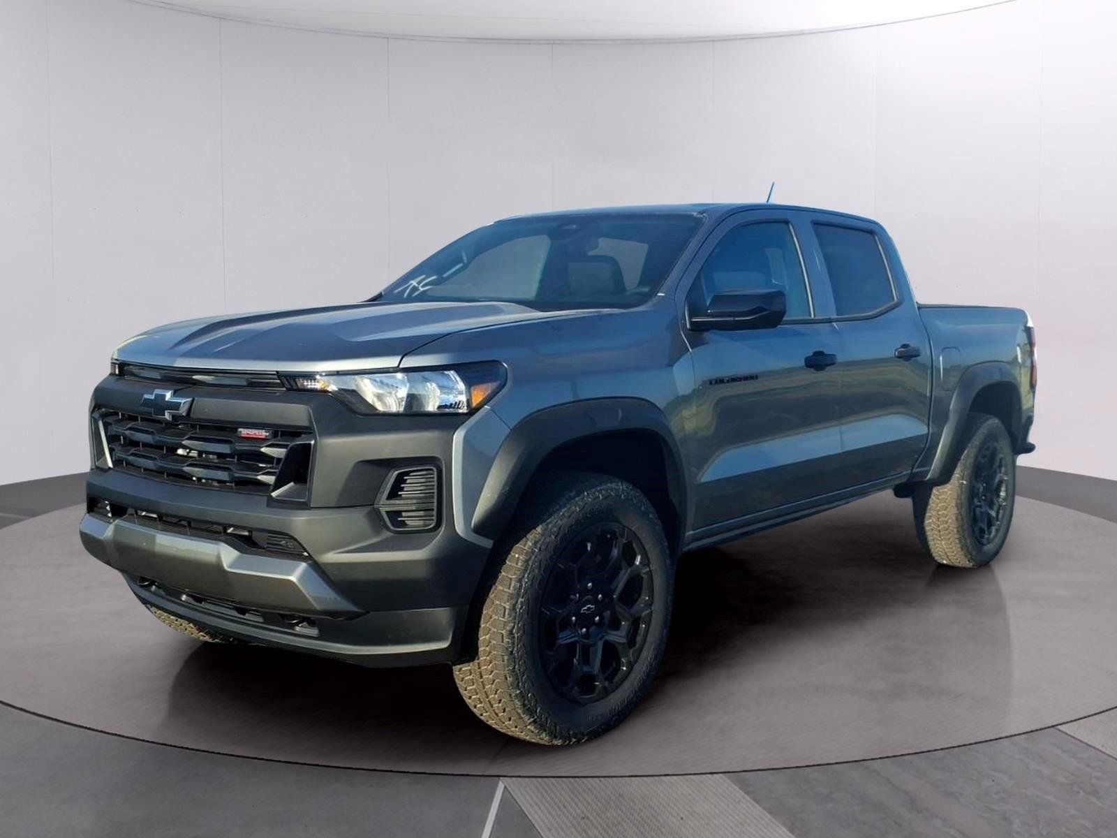 New 2026 Chevrolet Colorado Trail Boss AWD/4WD image 1