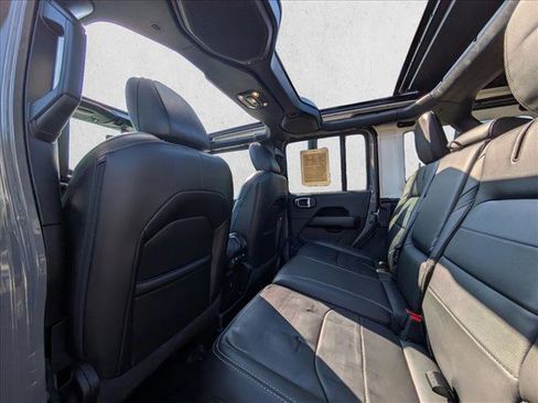 Used 2023 Jeep Wrangler Sahara w/ Cold Weather Group image 21