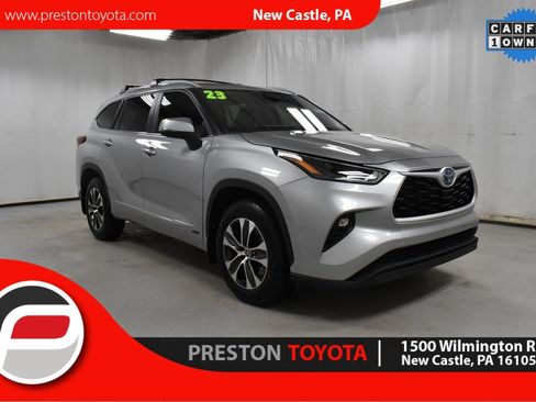 Used 2023 Toyota Highlander XLE image 1
