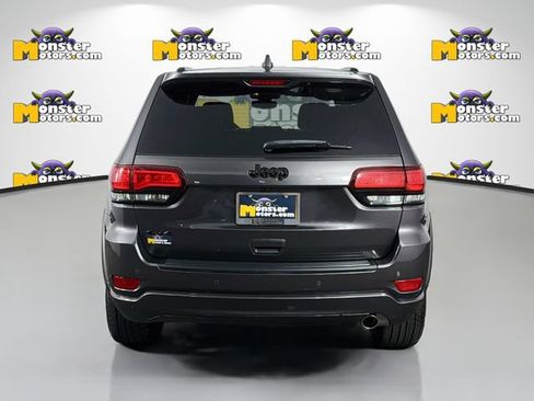 Used 2019 Jeep Grand Cherokee Altitude AWD/4WD image 6