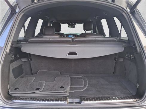 Used 2023 Mercedes-Benz GLS 450 4MATIC image 6