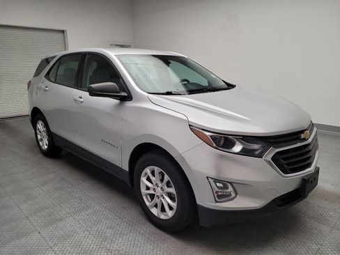 Used 2019 Chevrolet Equinox LS FWD image 13