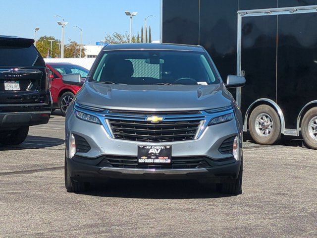 Used 2024 Chevrolet Equinox LT w/ LPO, Roadside Safety Package FWD image 3