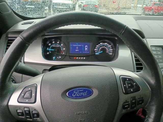 Used 2016 Ford Taurus SEL FWD image 7