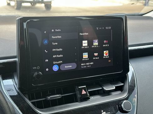 Used 2023 Toyota Corolla LE FWD image 16