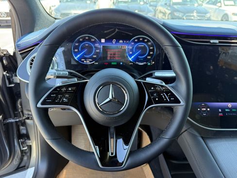 New 2026 Mercedes-Benz EQS 400 4MATIC SUV image 22
