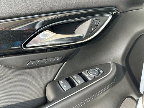 Used 2025 Buick Envision Preferred AWD/4WD image 16