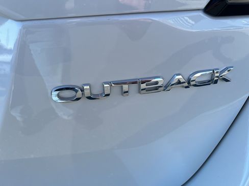 Certified 2025 Subaru Outback Limited image 33