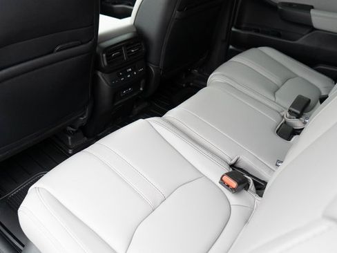 New 2025 Honda Pilot EX-L image 17