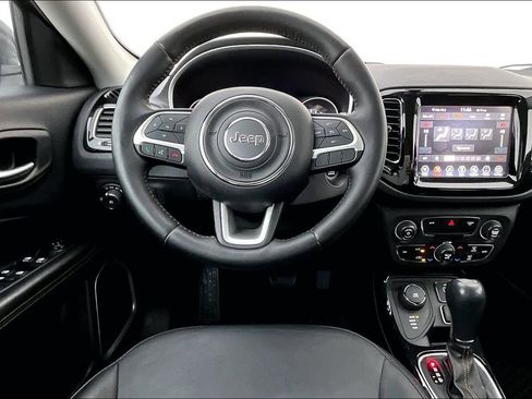 Used 2020 Jeep Compass Limited image 7
