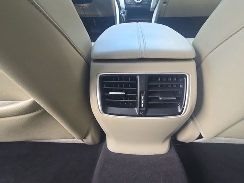 Used 2020 Acura TLX image 30