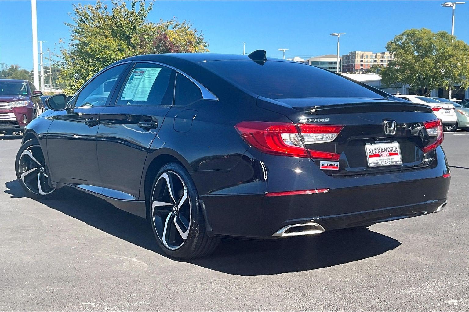 Used 2022 Honda Accord Sport image 11