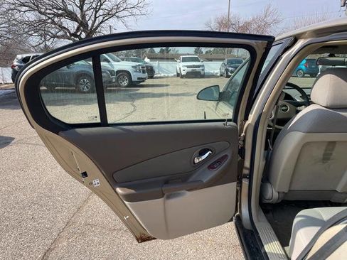 Used 2007 Chevrolet Malibu LS image 24