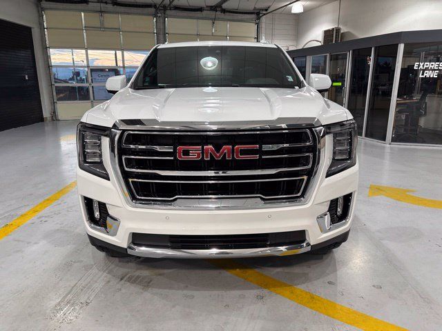 Used 2023 GMC Yukon XL SLT AWD/4WD image 10