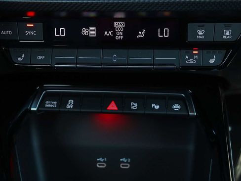 New 2026 Audi RS 3 image 18