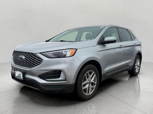 Used 2023 Ford Edge SEL image 6