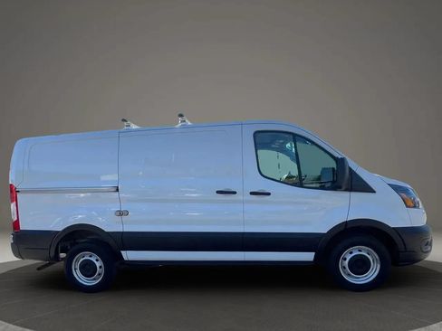 Used 2021 Ford Transit 250 Low Roof RWD image 4