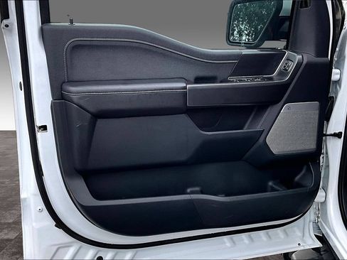 Used 2025 Ford F150 Lariat AWD/4WD image 12