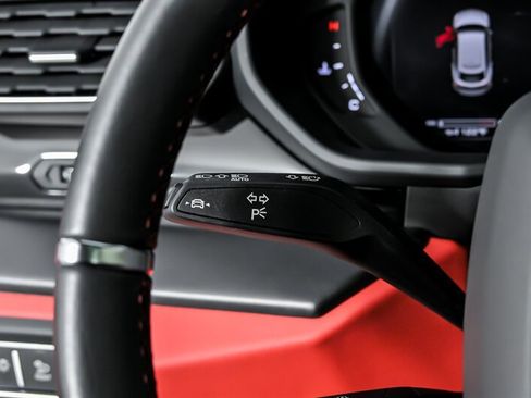 Used 2022 Lamborghini Urus AWD/4WD image 31