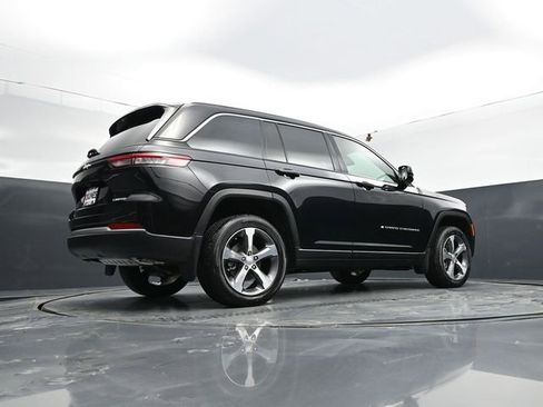 New 2026 Jeep Grand Cherokee Limited AWD/4WD image 60