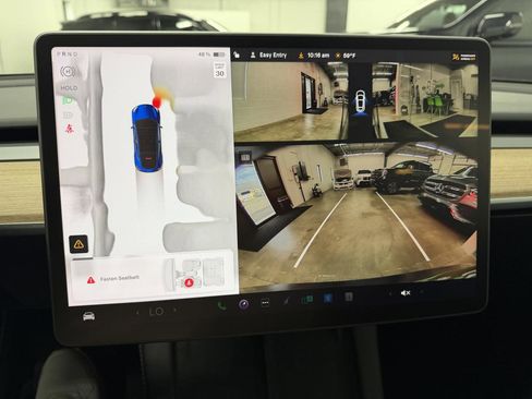 Used 2023 Tesla Model Y Long Range image 11