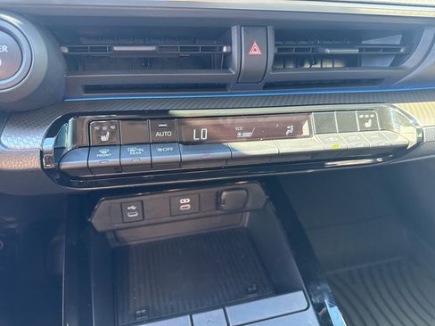 Used 2024 Toyota Prius XLE image 22