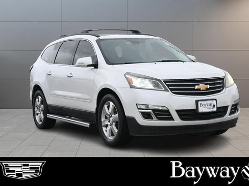 Used 2016 Chevrolet Traverse LTZ w/ LPO, 'HIT The Road' Package FWD image 4