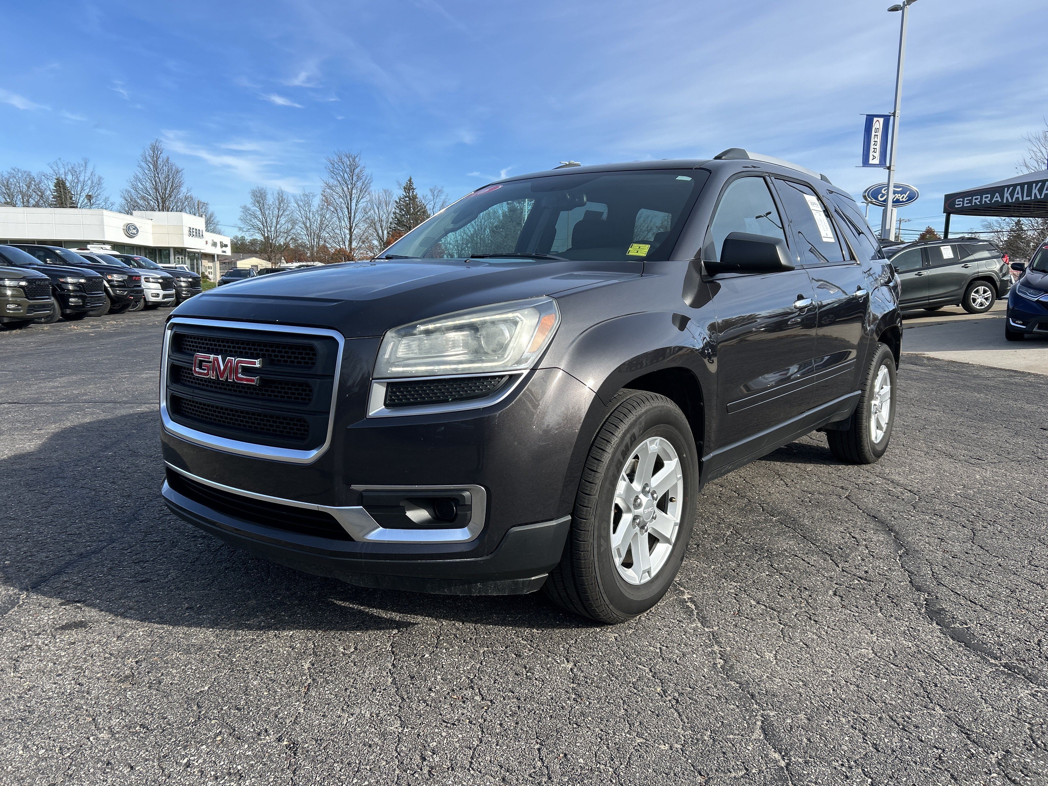 Used 2016 GMC Acadia SLE AWD/4WD image 7