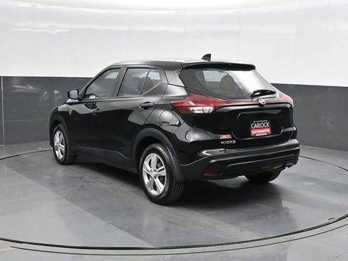 Used 2023 Nissan Kicks S FWD image 10