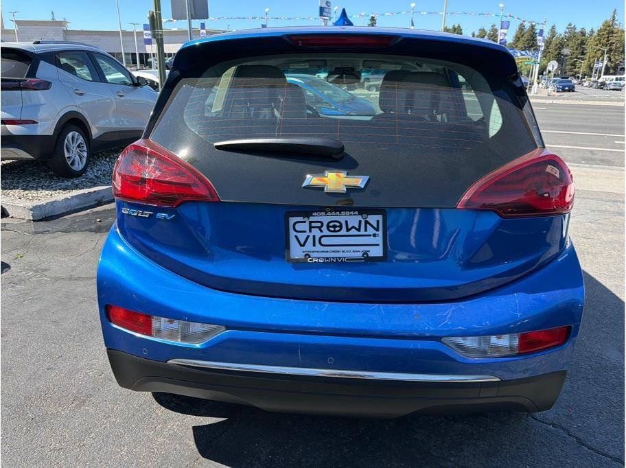 Used 2021 Chevrolet Bolt LT FWD image 21