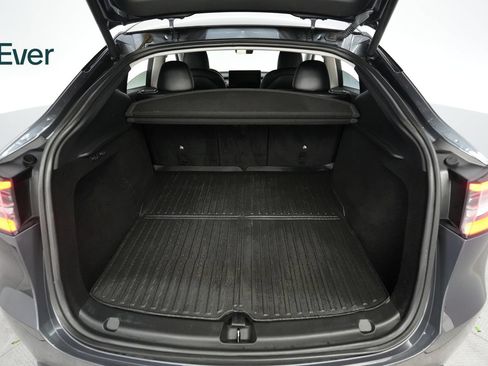 Used 2023 Tesla Model Y Long Range AWD/4WD image 8