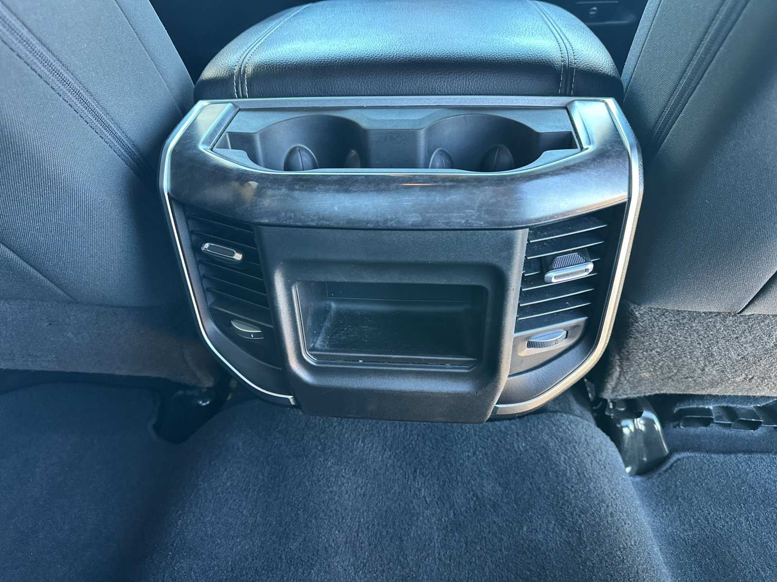 Used 2024 RAM 2500 Big Horn w/ Off Road Package AWD/4WD image 31