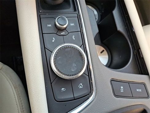 Used 2021 Cadillac XT6 Premium Luxury image 27