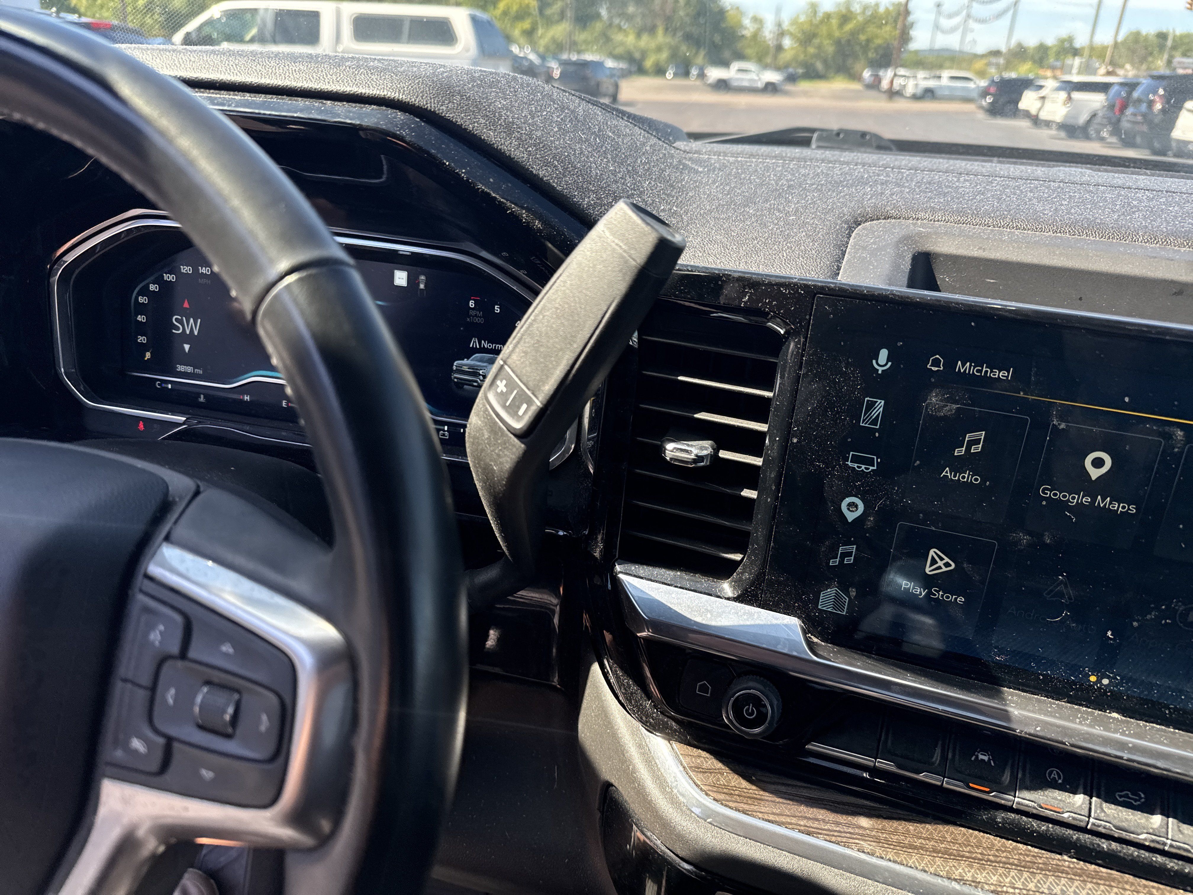 Used 2023 Chevrolet Silverado 1500 LT AWD/4WD image 24
