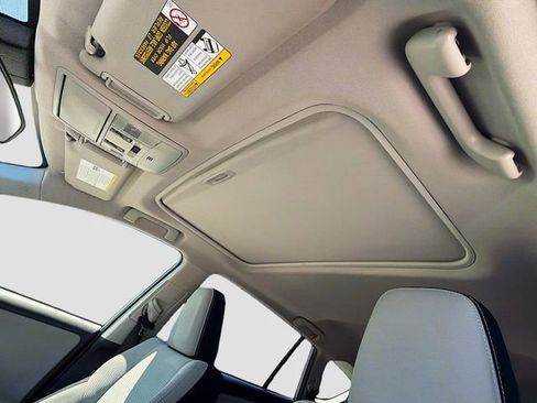 Used 2018 Toyota RAV4 XLE image 26