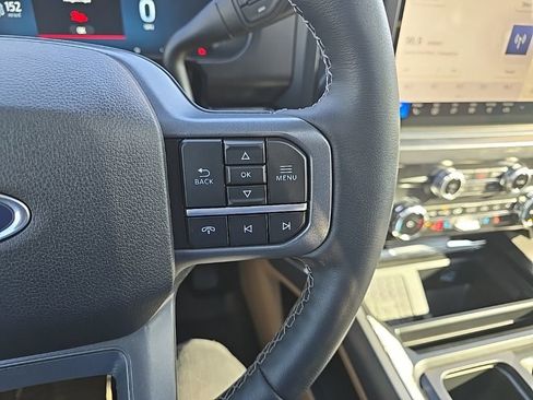 Used 2025 Ford F350 Lariat w/ Lariat Ultimate Package image 17