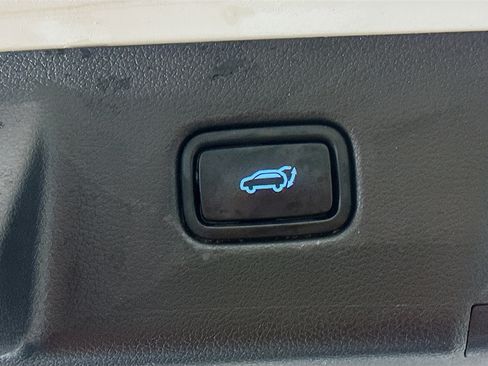 Used 2025 Hyundai Palisade SEL image 30