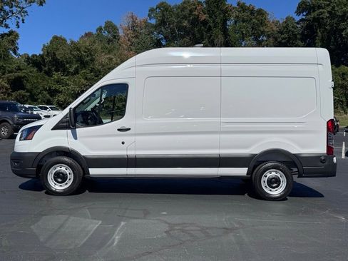 New 2026 Ford Transit 250 148 High Roof image 3