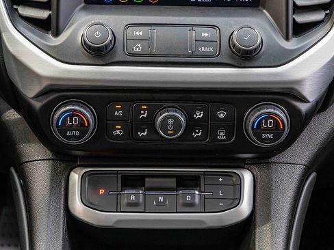 Used 2023 GMC Acadia SLT w/ LPO, Floor Liner Package image 13