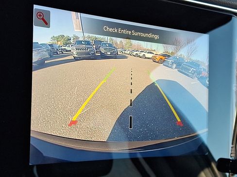 Certified 2024 Jeep Wagoneer L Series II w/ Flexible Seating Group image 29